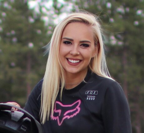 Moto Gal Adventures onlyfans leaks free