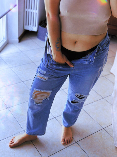 Esme Black onlyfans topless