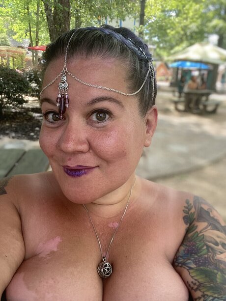 Vivian Sage onlyfans pics nude