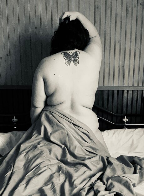 Sabrina Rosenoire only fans pictures