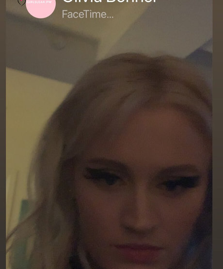 oliviaabonn onlyfans leaks.