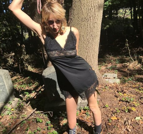 anya401 onlyfans leakes