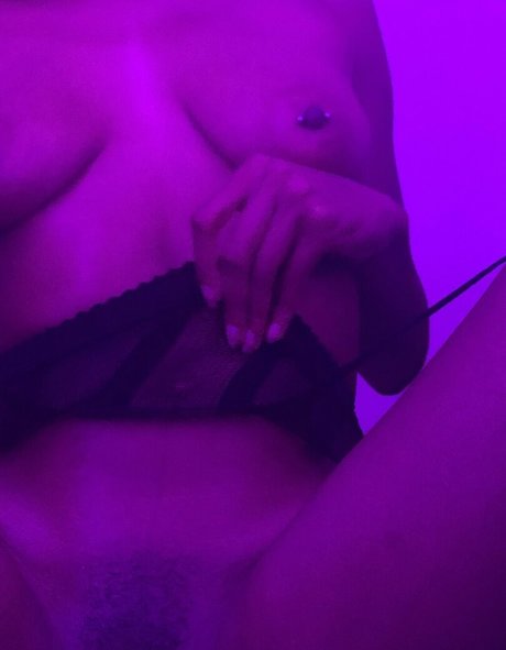 venusmoon3 onlyfans nudes porn