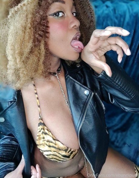 ebunnipurrl naked on onlyfans