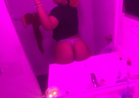 mamak0711 onlyfans lesk