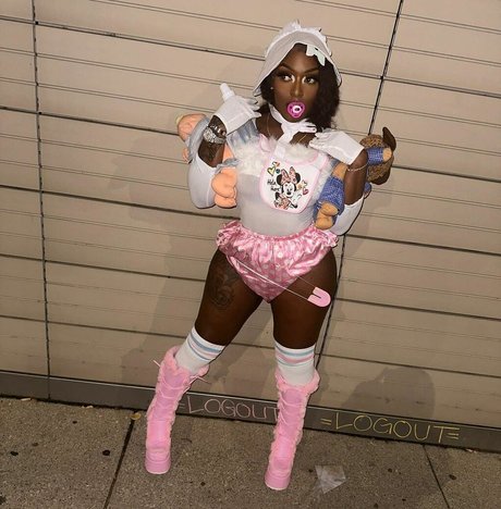 Bianka Damanii feet onlyfans