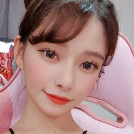 BJ Deer onlyfans sextape