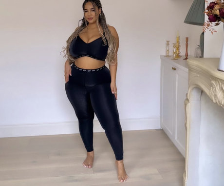 Katelyn Folasade onlyfans nude tits