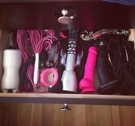 cosmicspaceslut onlyfans archive