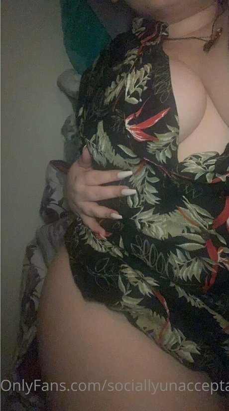 sociallyunacceptablexx leaked onlyfans pictures