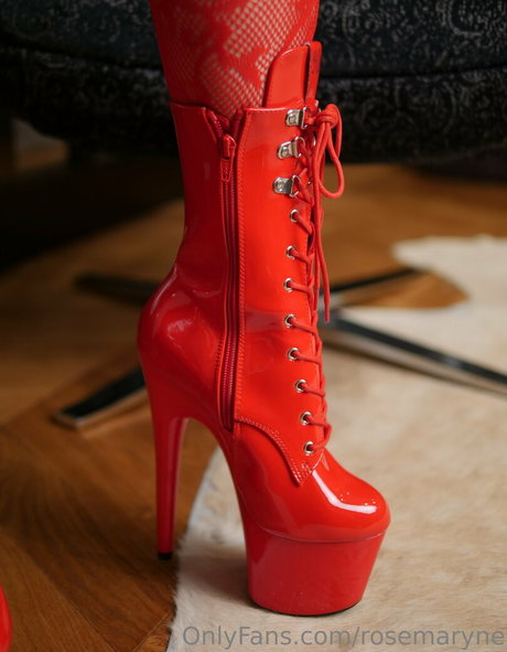 rosemaryne sexy onlyfans