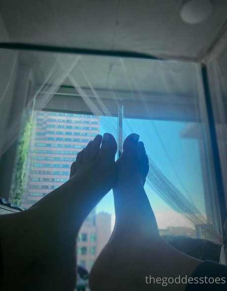 goddesstoesof onlyfans x