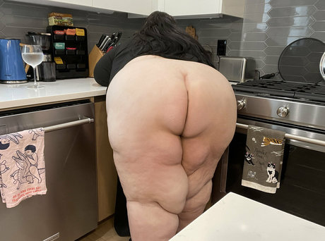 ssbbwsasha onlyfans leaked.