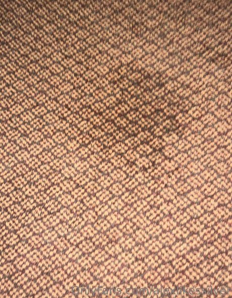 alexlikessilver onlyfans pics