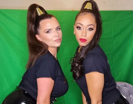 Goddess Alexi onlyfans boobs