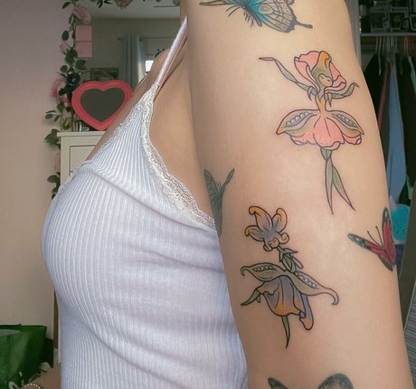 Trin Lovell onlyfans porn nude