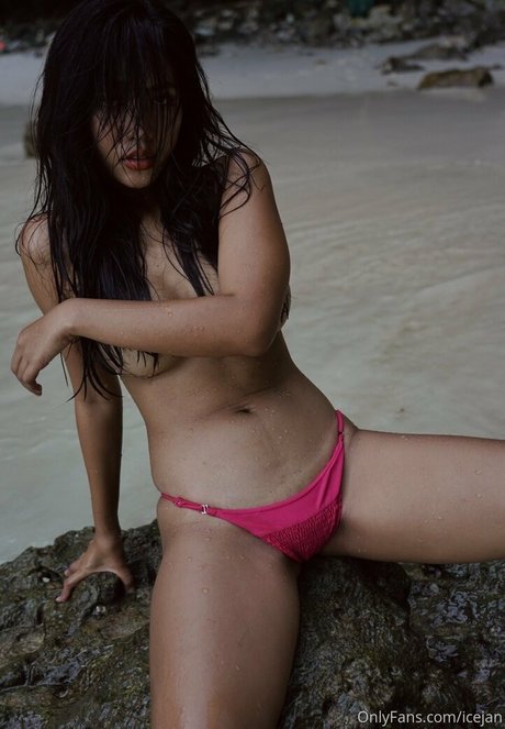 Janjira Panya onlyfans leak