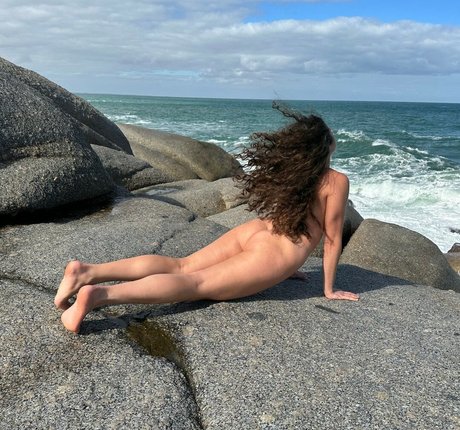 Bella Fiore ass onlyfans