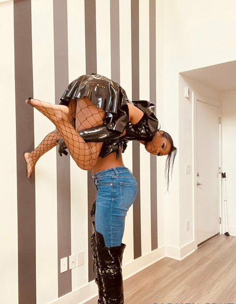 carmencruz nude onlyfans pics