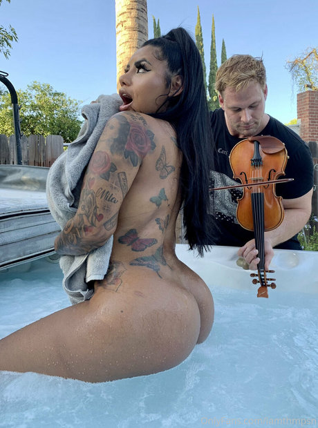 iamthmpsn onlyfans picture