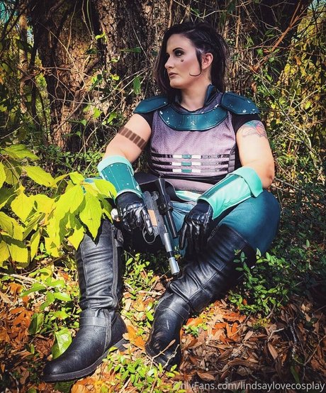 lindsaylovecosplay onlyfans leaked pictures