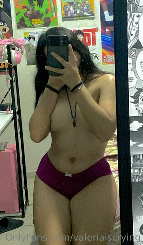 valeriaiscrying onlyfans leaked pics