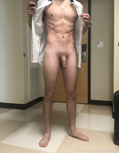ryancapone onlyfans leaj