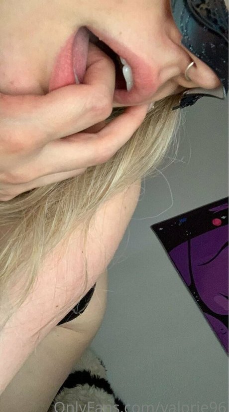 valorie96 onlyfans xxx