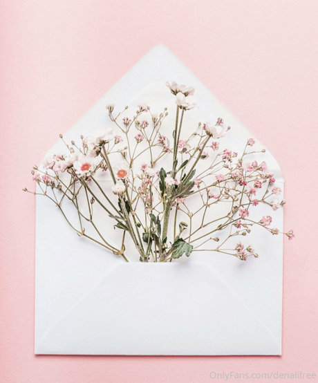 denaliplays onlyfans sexy