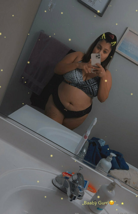 baabygurrl22 onlyfans explicit content