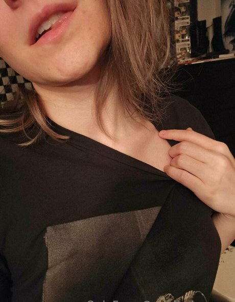 adalindgrayfree naked onlyfans