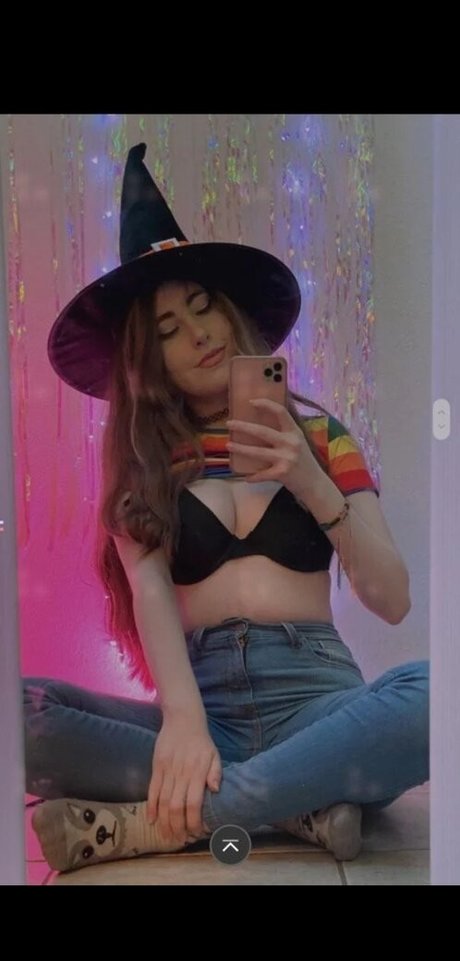 Mrs Bonniie onlyfans nude leak