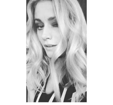 Olivia Taylor Dudley ass onlyfans