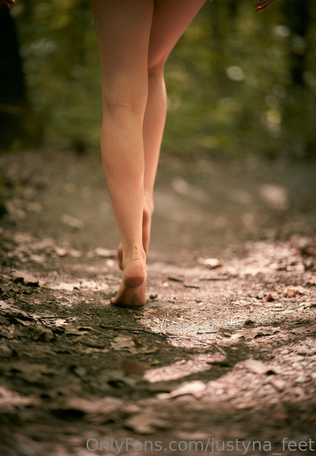 Justyna feet onlyfans explicit content
