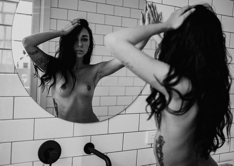 maddieneville naked on onlyfans