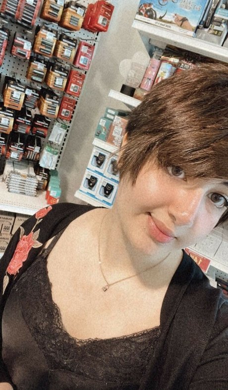 mintyjamie onlyfans leaks.