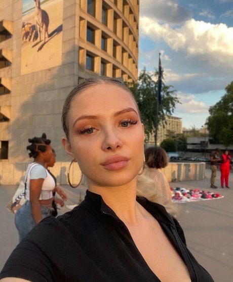 Esvittie pics onlyfans