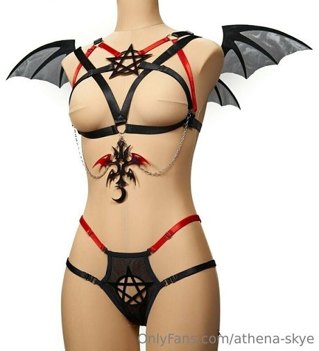 athena skye onlyfans ass