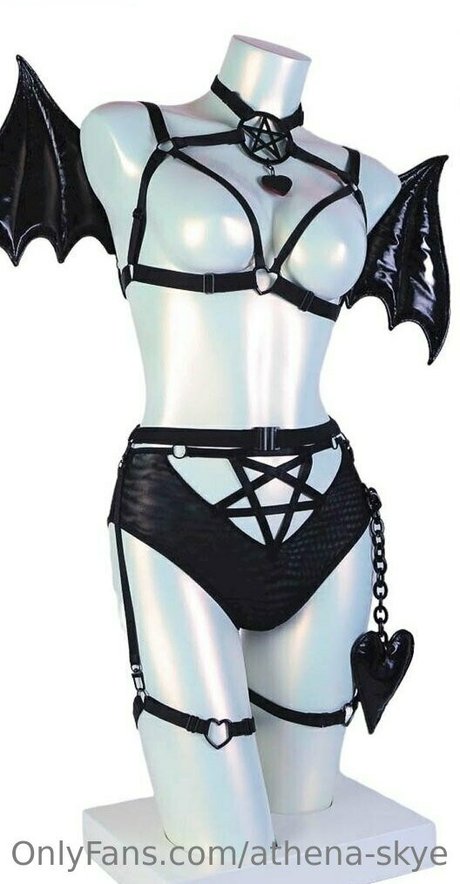 athena skye onlyfans leaks.