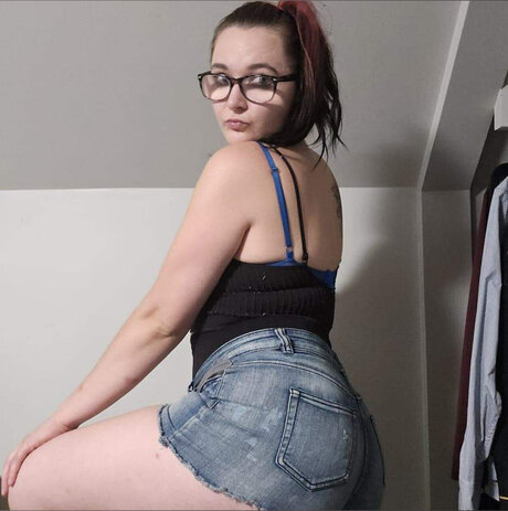 Mrs Kracht onlyfans nude