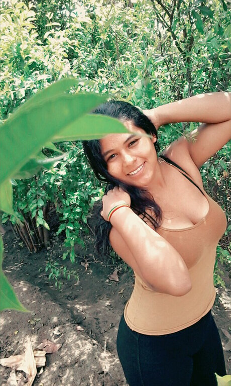 Bomb n de chocolate naked on onlyfans