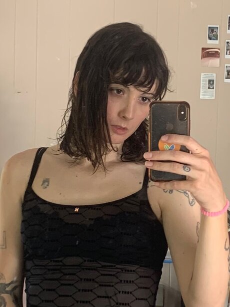 messy flowers_ nudes onlyfans leak