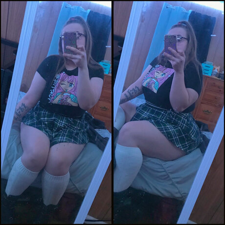 _Free Thick Girl Fantasies_ onlyfans striptease