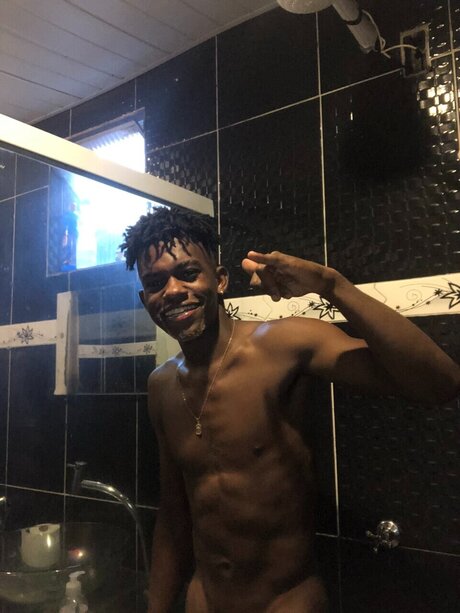 Karlos Villa onlyfans leaks.