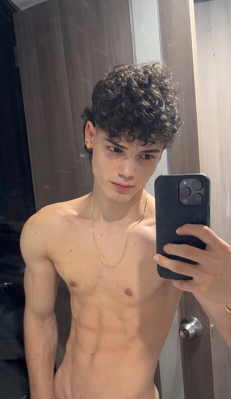 ANDRES BOCANUMENT leak onlyfans