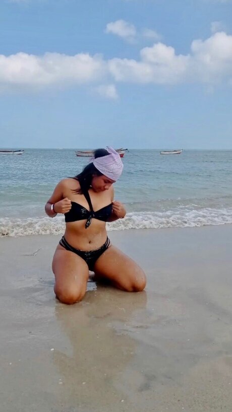 Perla brunette xxx onlyfans