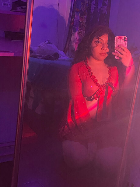 Mochita_ on onlyfans