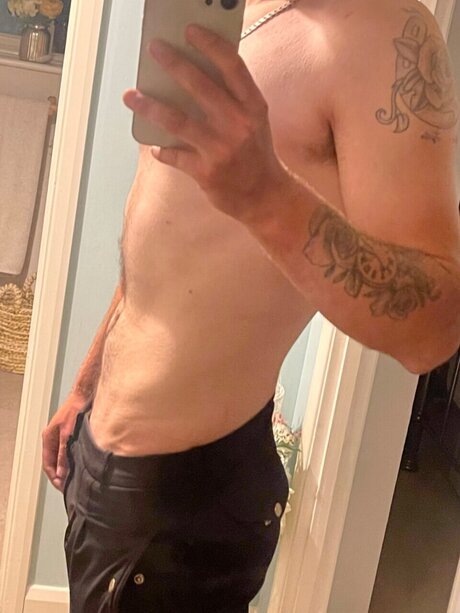 Jake case topless onlyfans