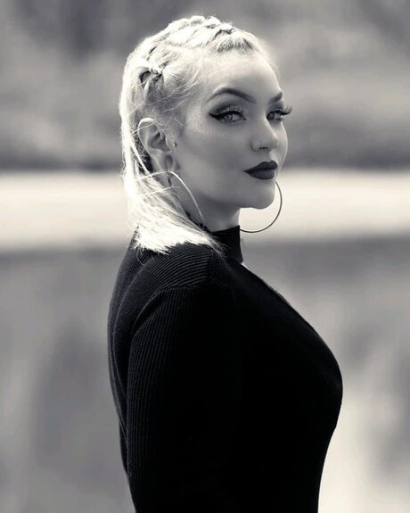 Ivey MayI onlyfans leak new