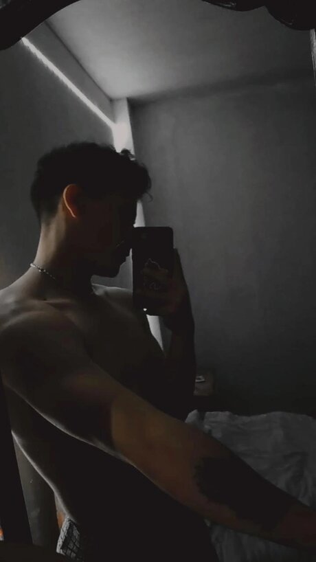 Spicy in Shape_ strip onlyfans